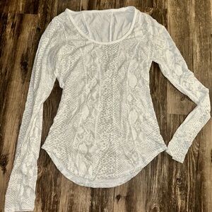 Lululemon Athletica Gray Snakeskin Long Sleeve Top